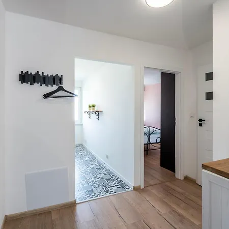 Apartment 13 Centrum - Mieszkanie Dla 5 Os
