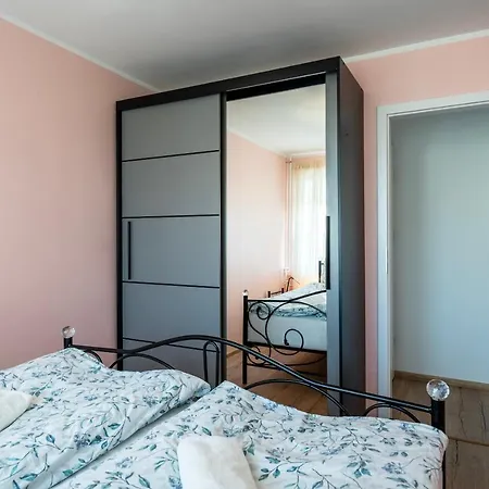 13 Centrum - Mieszkanie Dla 5 Os * غدينيا